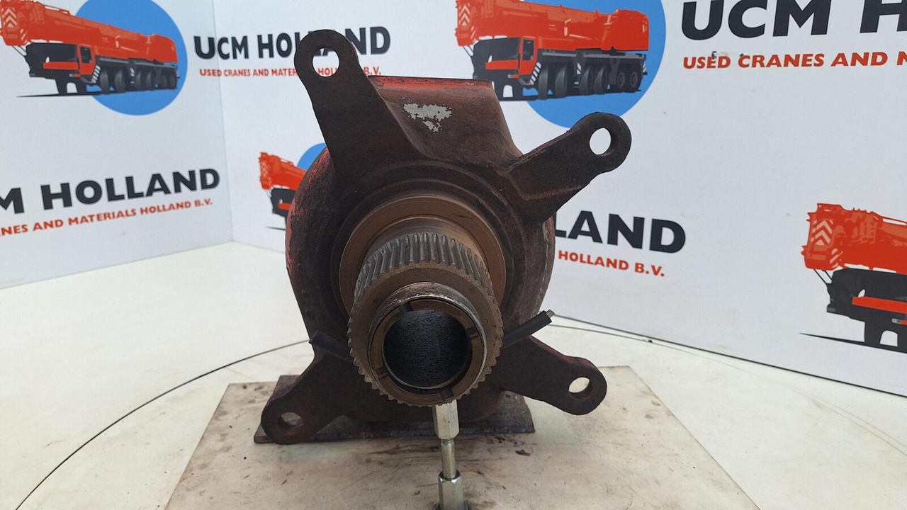 Liebherr LTM 1060 Steering knuckle axle 1 - מפרק היגוי עבור עגורן נייד: תמונה 2 Liebherr LTM 1060 Steering knuckle axle 1 - מפרק היגוי עבור עגורן נייד: תמונה 2