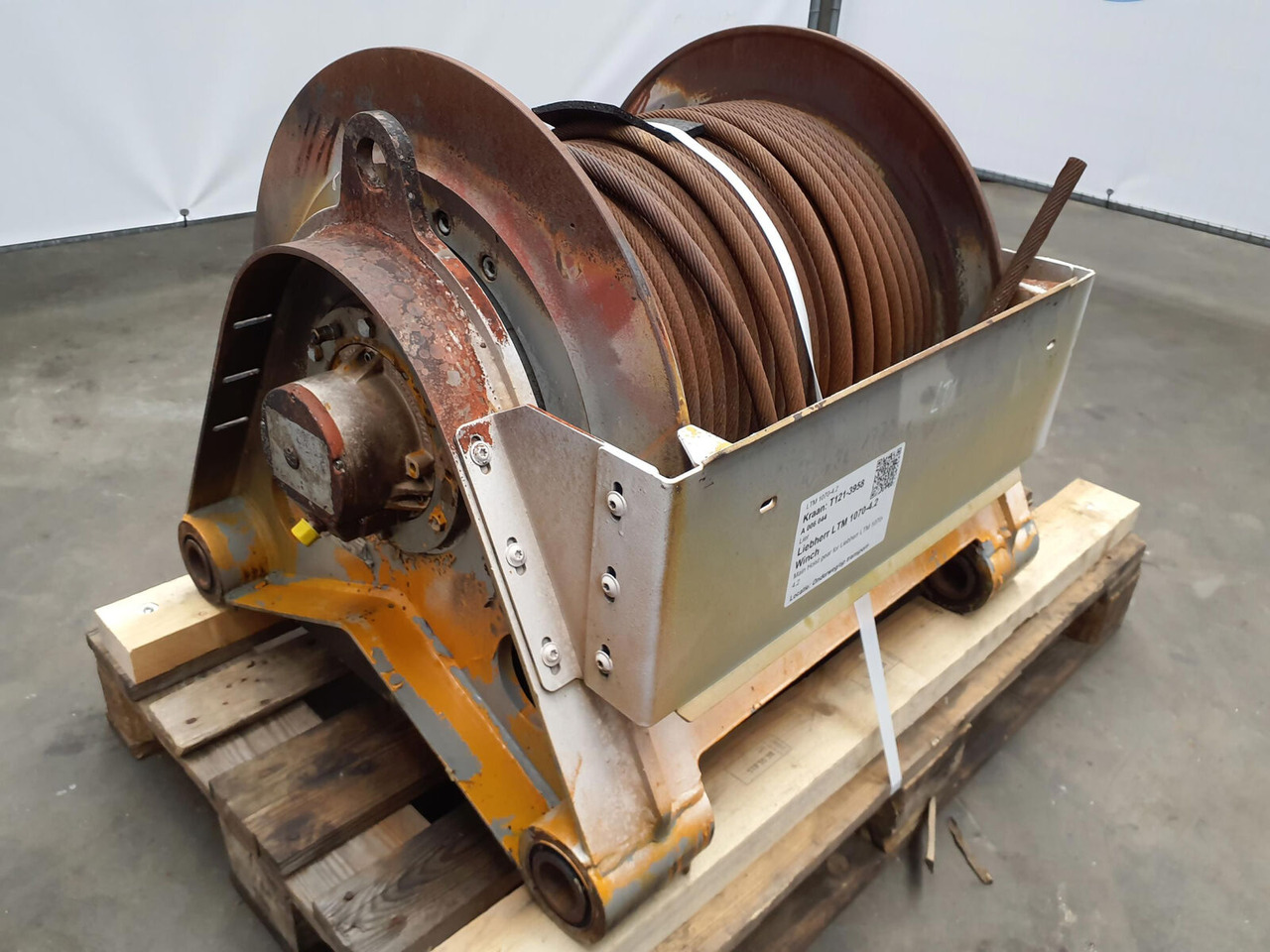 Liebherr LTM 1070-4.2 winch - כננת עבור עגורן נייד: תמונה 3 Liebherr LTM 1070-4.2 winch - כננת עבור עגורן נייד: תמונה 3