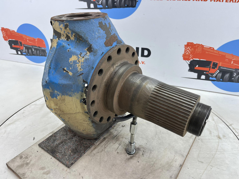 Liebherr LTM 1070 Steering knuckle 16 holes axle 4 - מפרק היגוי עבור עגורן: תמונה 3 Liebherr LTM 1070 Steering knuckle 16 holes axle 4 - מפרק היגוי עבור עגורן: תמונה 3