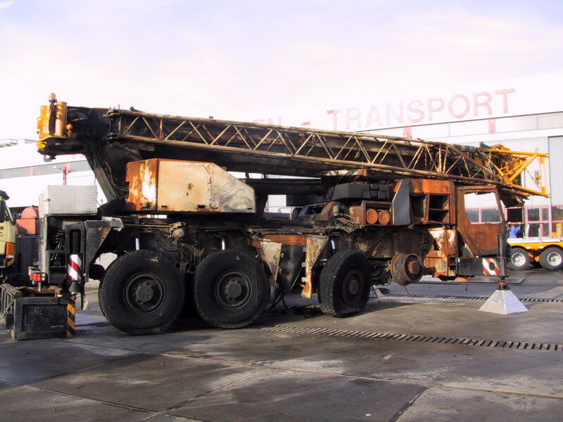 Liebherr LTM 1080/1 for parts - עגורן לכל שטח: תמונה 2 Liebherr LTM 1080/1 for parts - עגורן לכל שטח: תמונה 2
