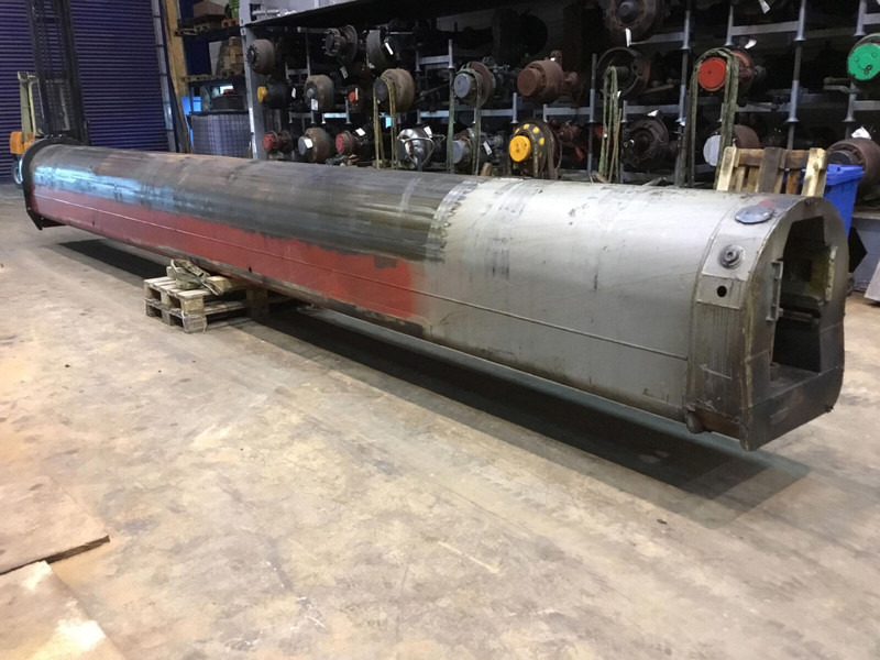 Liebherr LTM 1080-1 telescopic section 1 - גוף וחלק חיצוני עבור עגורן: תמונה 4 Liebherr LTM 1080-1 telescopic section 1 - גוף וחלק חיצוני עבור עגורן: תמונה 4