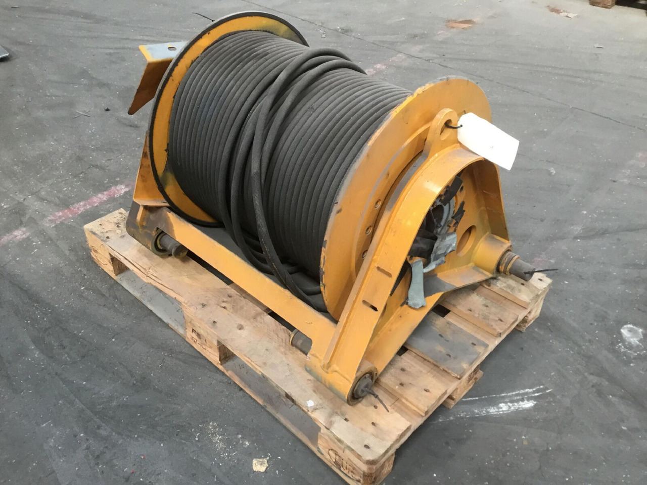Liebherr LTM 1080-1 winch - כננת עבור עגורן נייד: תמונה 3 Liebherr LTM 1080-1 winch - כננת עבור עגורן נייד: תמונה 3