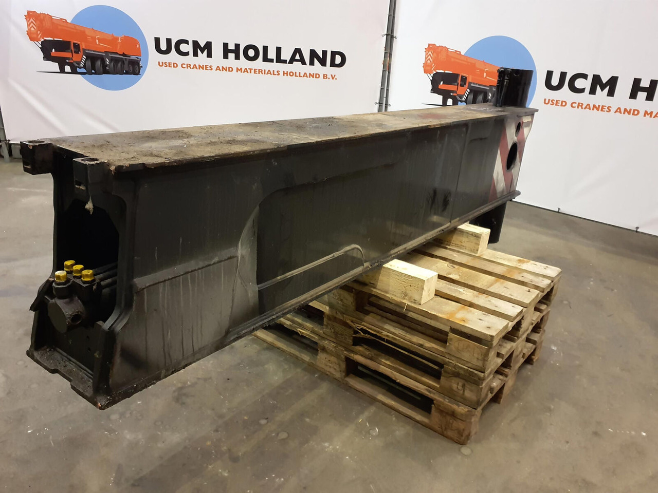 Liebherr LTM 1100-5.2 Sliding beam rear complete - מתלה עבור עגורן נייד: תמונה 4 Liebherr LTM 1100-5.2 Sliding beam rear complete - מתלה עבור עגורן נייד: תמונה 4