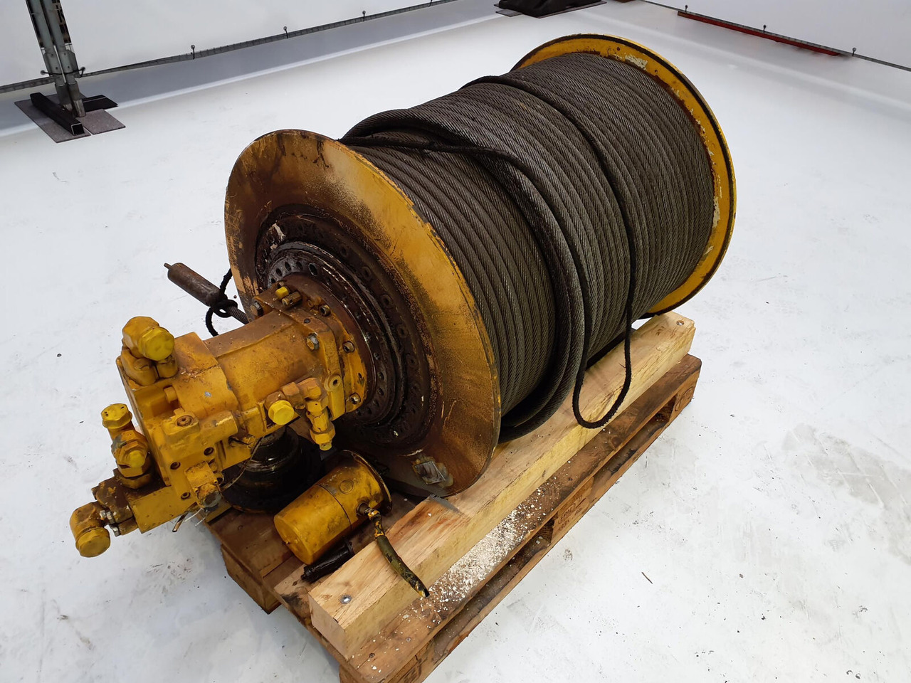 Liebherr LTM 1160-2 complete 1e winch - כננת עבור עגורן נייד: תמונה 1 Liebherr LTM 1160-2 complete 1e winch - כננת עבור עגורן נייד: תמונה 1