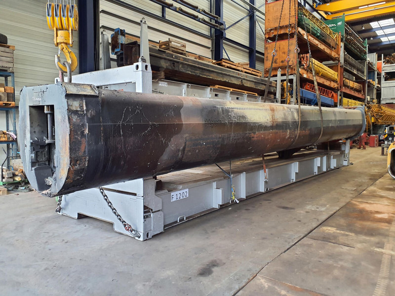 Liebherr LTM 1160-5.1 telescopic section 1 - גוף וחלק חיצוני עבור עגורן: תמונה 3 Liebherr LTM 1160-5.1 telescopic section 1 - גוף וחלק חיצוני עבור עגורן: תמונה 3