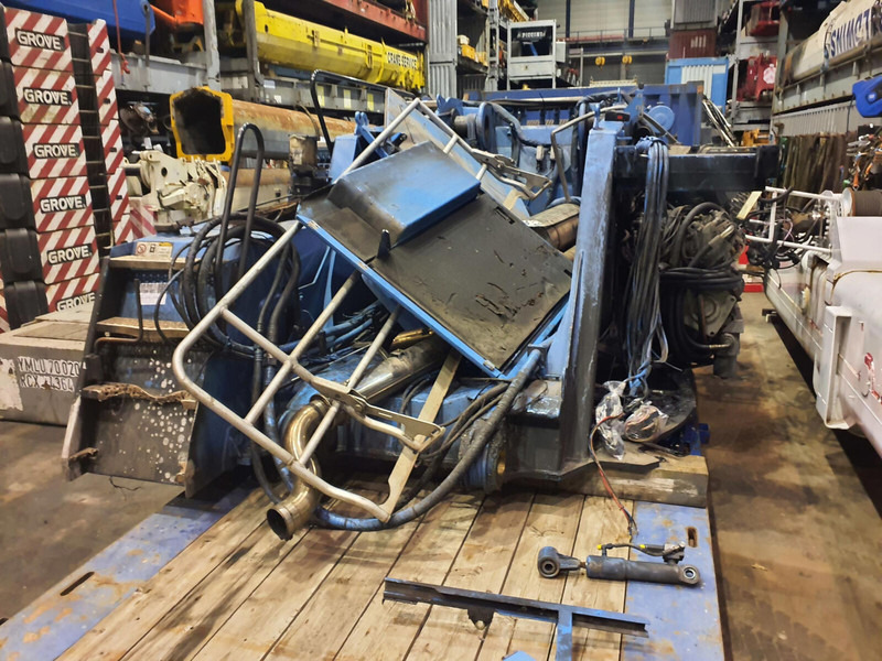 Liebherr LTM 1400-7.1 Complete Upper Frame - מסגרת/ שלדה עבור עגורן: תמונה 5 Liebherr LTM 1400-7.1 Complete Upper Frame - מסגרת/ שלדה עבור עגורן: תמונה 5