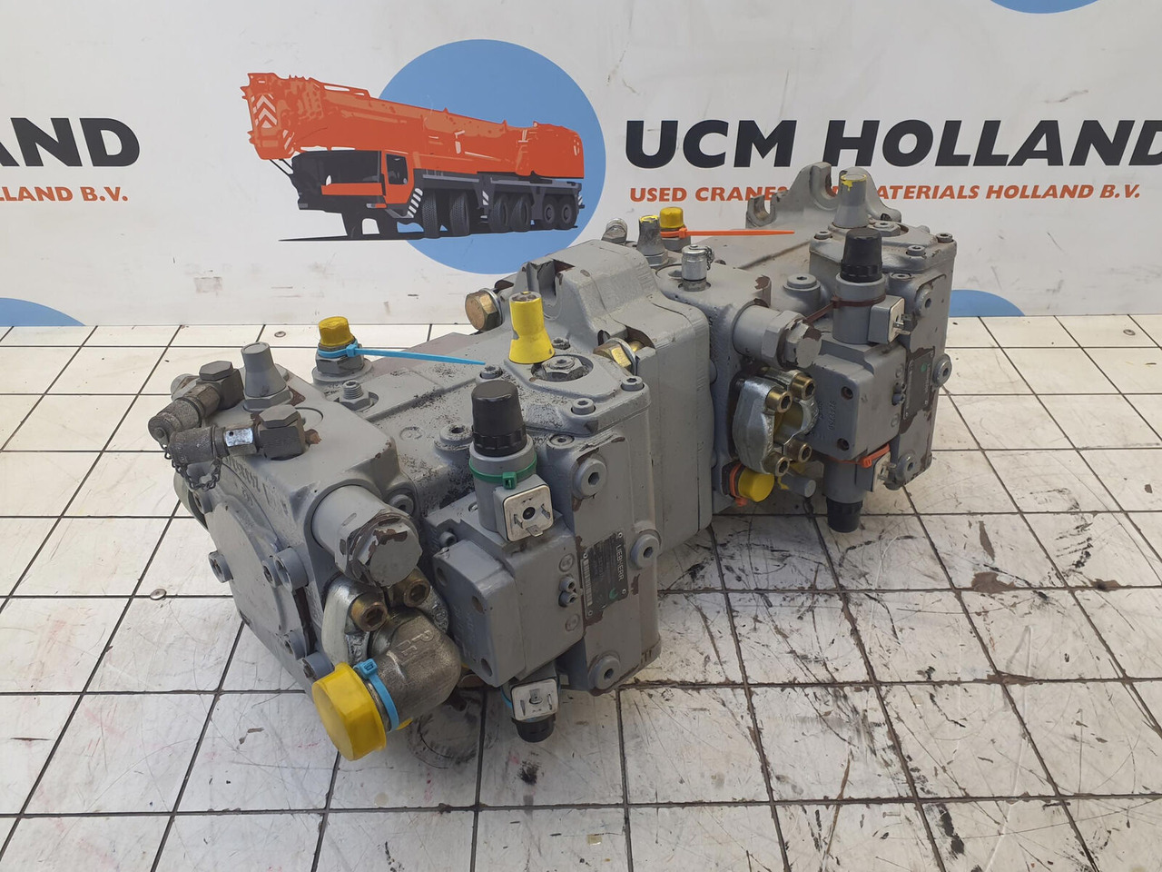 Liebherr LTM 1400-7.1 variabele pump - משאבה הידרולית עבור עגורן נייד: תמונה 4 Liebherr LTM 1400-7.1 variabele pump - משאבה הידרולית עבור עגורן נייד: תמונה 4
