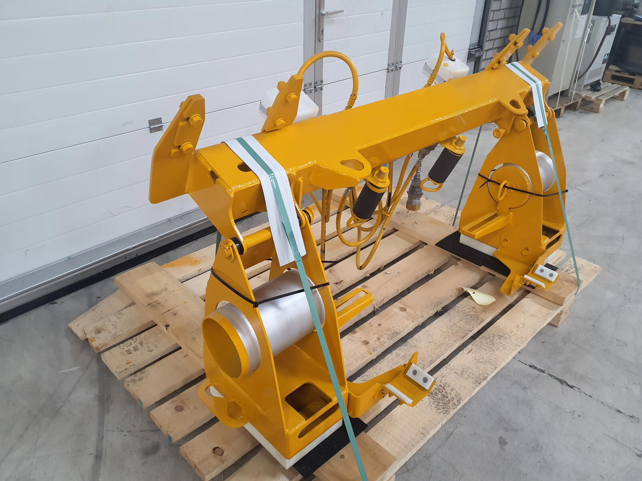 Liebherr LTM 1750-9.1 Luffing cylinder lifting device rear - גוף וחלק חיצוני עבור עגורן נייד: תמונה 5 Liebherr LTM 1750-9.1 Luffing cylinder lifting device rear - גוף וחלק חיצוני עבור עגורן נייד: תמונה 5