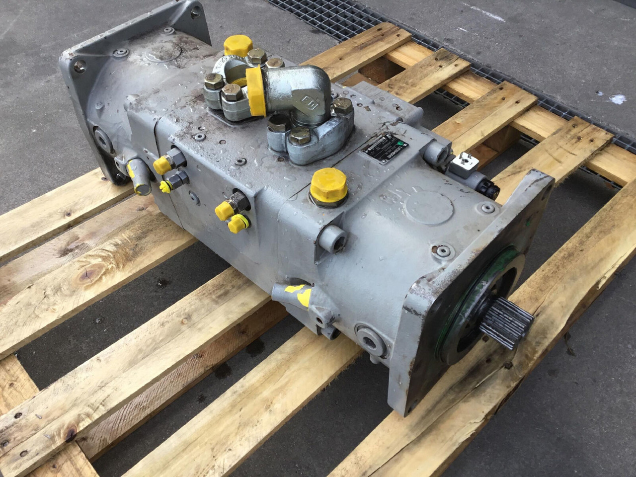 Liebherr Liebherr LTM 1400-7.1 variable pump A20 - משאבה הידרולית עבור עגורן נייד: תמונה 4 Liebherr Liebherr LTM 1400-7.1 variable pump A20 - משאבה הידרולית עבור עגורן נייד: תמונה 4
