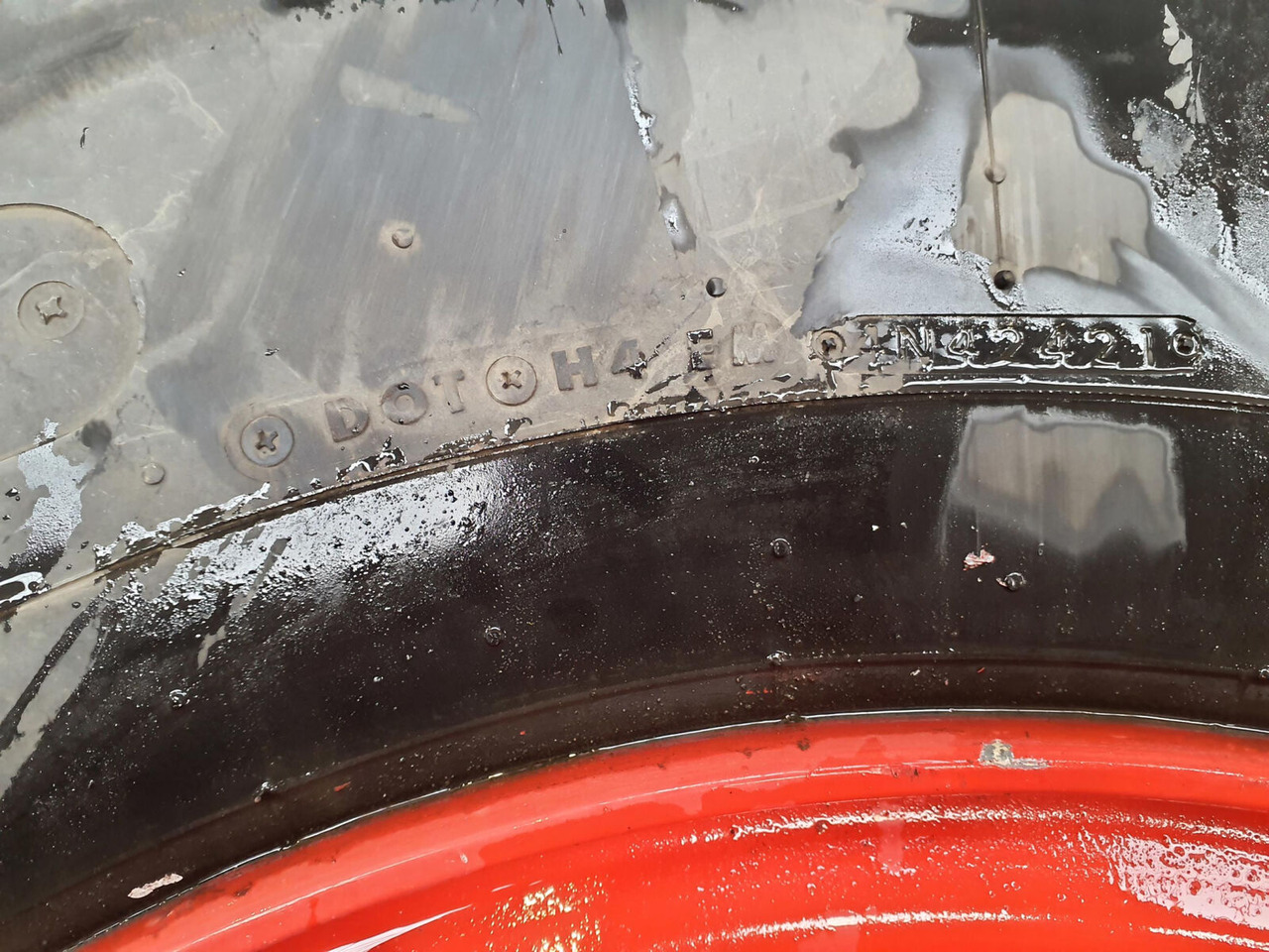 Liebherr Wheel 445/95R25 10 12 1p - חבילת גלגלים וצמיגים עבור עגורן: תמונה 3 Liebherr Wheel 445/95R25 10 12 1p - חבילת גלגלים וצמיגים עבור עגורן: תמונה 3