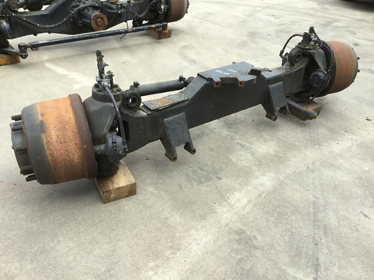Spierings SK 477 axle 1 - סרן וחלקים עבור עגורן נייד: תמונה 1 Spierings SK 477 axle 1 - סרן וחלקים עבור עגורן נייד: תמונה 1