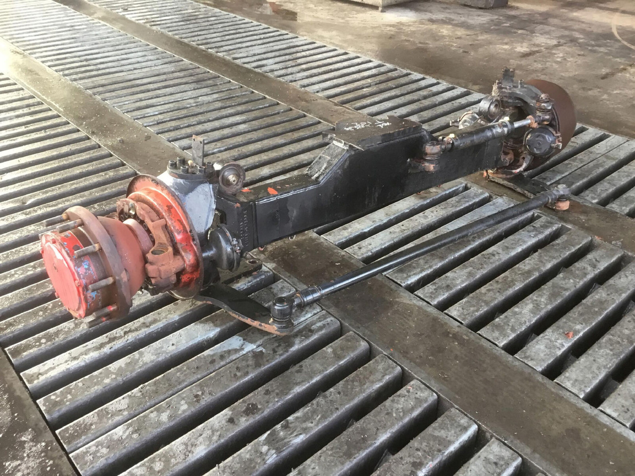 Spierings SK 477 axle 1 - סרן וחלקים עבור עגורן נייד: תמונה 3 Spierings SK 477 axle 1 - סרן וחלקים עבור עגורן נייד: תמונה 3