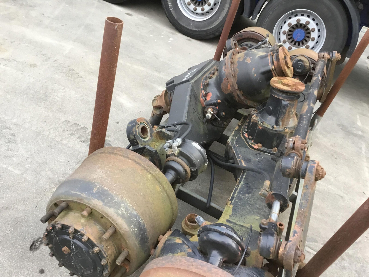 Spierings SK 477 axle 3 - סרן וחלקים עבור עגורן נייד: תמונה 3 Spierings SK 477 axle 3 - סרן וחלקים עבור עגורן נייד: תמונה 3