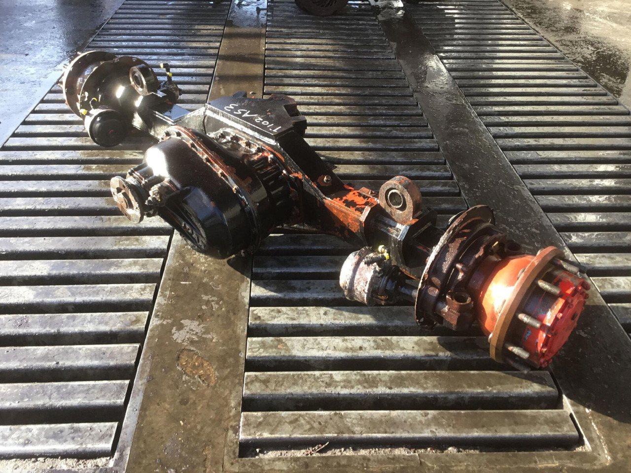 Spierings SK 477 axle 3 - סרן וחלקים עבור עגורן נייד: תמונה 4 Spierings SK 477 axle 3 - סרן וחלקים עבור עגורן נייד: תמונה 4