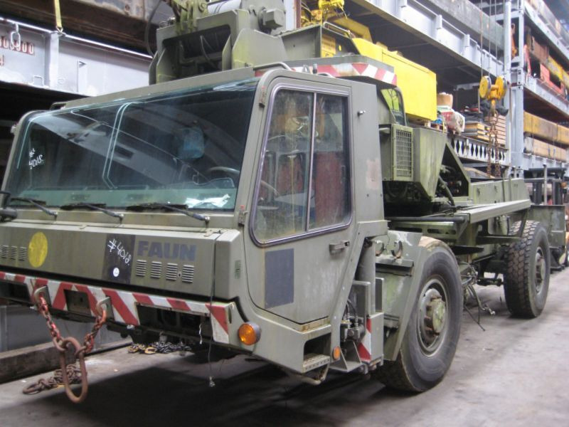 Tadano Faun ATF 25 for parts - עגורן לכל שטח: תמונה 1 Tadano Faun ATF 25 for parts - עגורן לכל שטח: תמונה 1