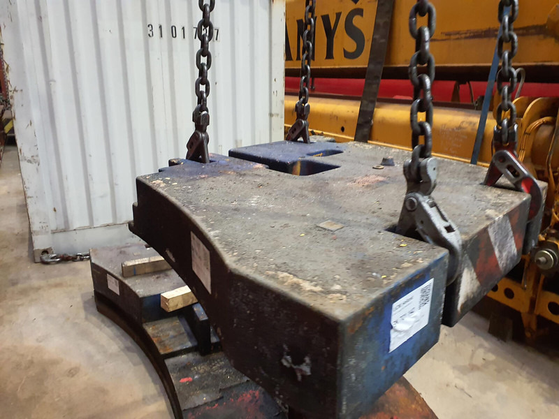 Terex AC 205 counterweight left side 1,9 ton - משקל נגד עבור מכונת בנייה: תמונה 4 Terex AC 205 counterweight left side 1,9 ton - משקל נגד עבור מכונת בנייה: תמונה 4