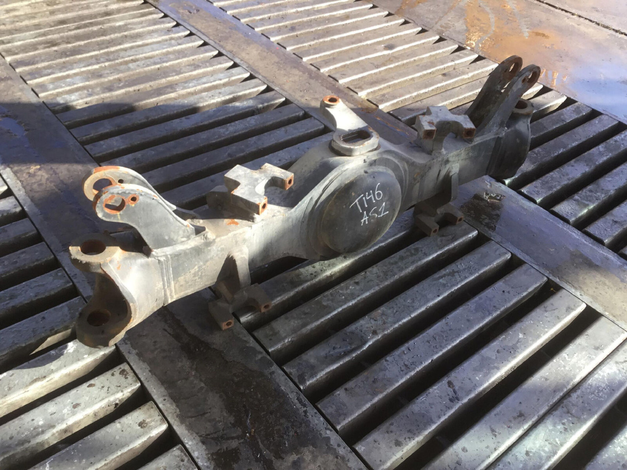 Terex AC 35 axle housing axle 1 - סרן וחלקים עבור עגורן נייד: תמונה 2 Terex AC 35 axle housing axle 1 - סרן וחלקים עבור עגורן נייד: תמונה 2