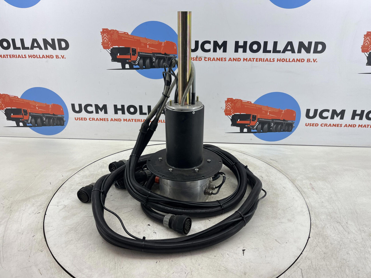 Terex AC slip ring assy - מערכת חשמל עבור עגורן: תמונה 3 Terex AC slip ring assy - מערכת חשמל עבור עגורן: תמונה 3