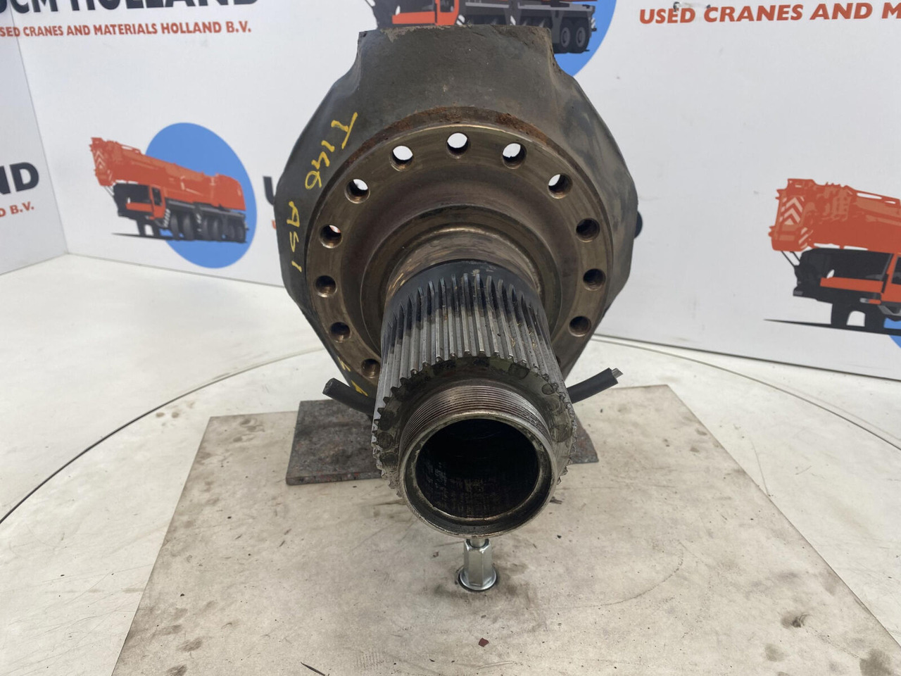 Terex Demag AC 35 Steering knuckle 16 holes axle 1 - מפרק היגוי עבור עגורן נייד: תמונה 2 Terex Demag AC 35 Steering knuckle 16 holes axle 1 - מפרק היגוי עבור עגורן נייד: תמונה 2