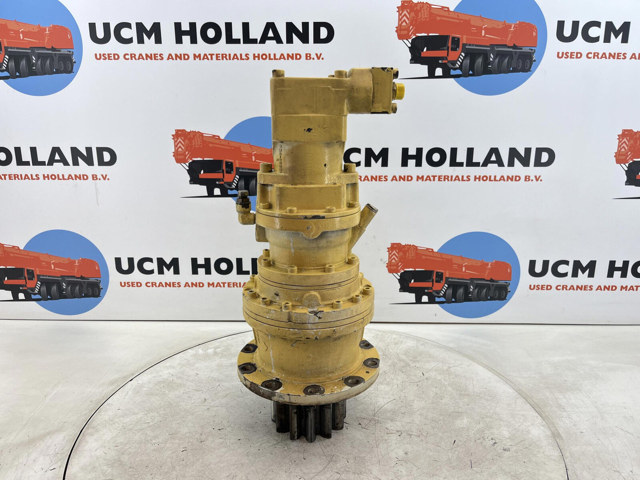 Terex-Demag AC 35 slewing gear - מנוע נדנדה עבור עגורן נייד: תמונה 3 Terex-Demag AC 35 slewing gear - מנוע נדנדה עבור עגורן נייד: תמונה 3