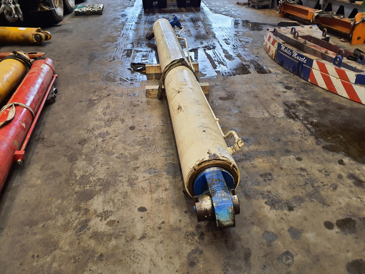 Terex HC 340 boom cylinder - צילינדר הידרולי עבור עגורן נייד: תמונה 3 Terex HC 340 boom cylinder - צילינדר הידרולי עבור עגורן נייד: תמונה 3