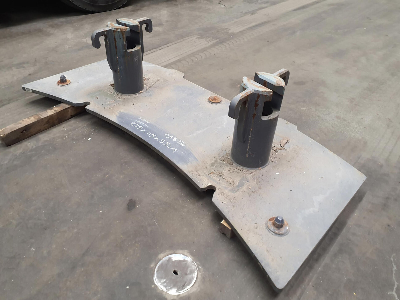 Terex Terex Demag Challenger 4200 counterweight 0.55 Ton - משקל נגד עבור עגורן נייד: תמונה 2 Terex Terex Demag Challenger 4200 counterweight 0.55 Ton - משקל נגד עבור עגורן נייד: תמונה 2