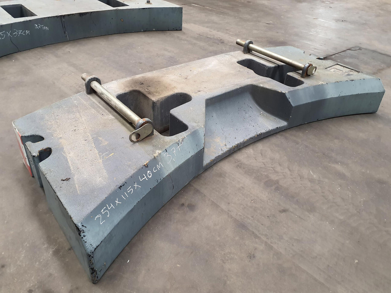 Terex Terex Demag Challenger 4200 counterweight 3.7 Ton - משקל נגד עבור עגורן נייד: תמונה 1 Terex Terex Demag Challenger 4200 counterweight 3.7 Ton - משקל נגד עבור עגורן נייד: תמונה 1