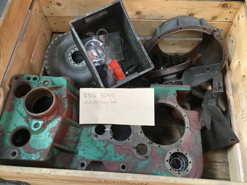 ZF KMK 3045 gearbox ZF 6WG200 - תיבת הילוכים עבור עגורן: תמונה 1 ZF KMK 3045 gearbox ZF 6WG200 - תיבת הילוכים עבור עגורן: תמונה 1