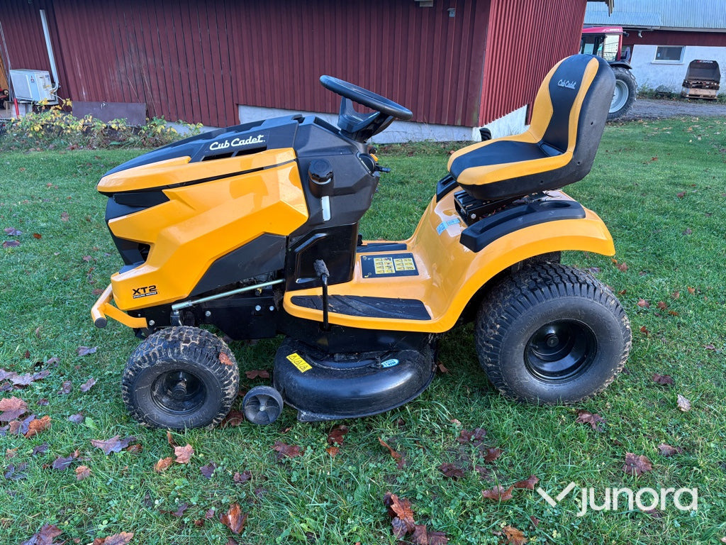 Åkgräsklippare - Cub Cadet - מכסחת גינה: תמונה 3 Åkgräsklippare - Cub Cadet - מכסחת גינה: תמונה 3