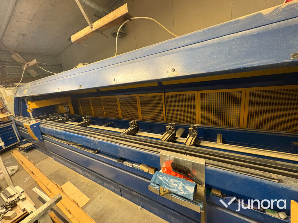 CNC Emmegi maskin - מרכז עיבוד שבבי: תמונה 1 CNC Emmegi maskin - מרכז עיבוד שבבי: תמונה 1