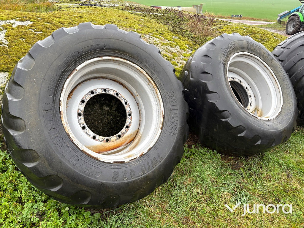 Däck - Trelleborg Twin 428 med fälg - צמיג: תמונה 3 Däck - Trelleborg Twin 428 med fälg - צמיג: תמונה 3