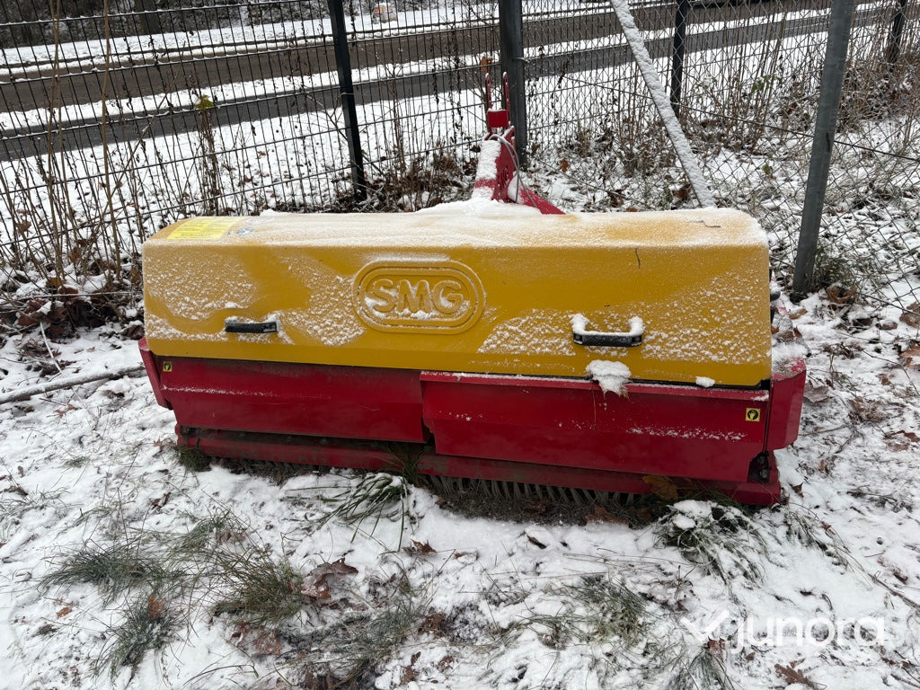 Djuprengörare - Turfking TK1500 - ציוד לגינה: תמונה 2 Djuprengörare - Turfking TK1500 - ציוד לגינה: תמונה 2