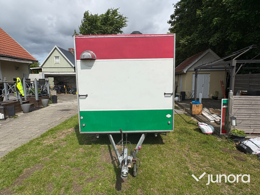 Food station Sweden FFS - קרון נגרר לממכר: תמונה 2 Food station Sweden FFS - קרון נגרר לממכר: תמונה 2