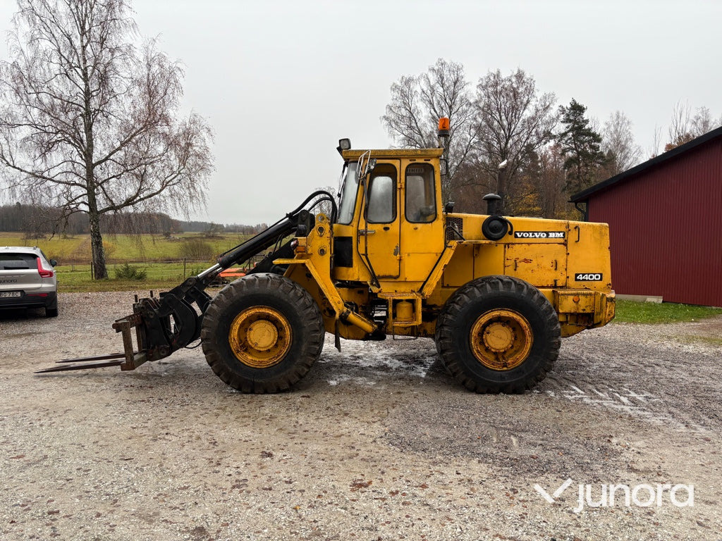 Hjullastare - Volvo BM 4400 - מעמיס גלגלים: תמונה 2 Hjullastare - Volvo BM 4400 - מעמיס גלגלים: תמונה 2