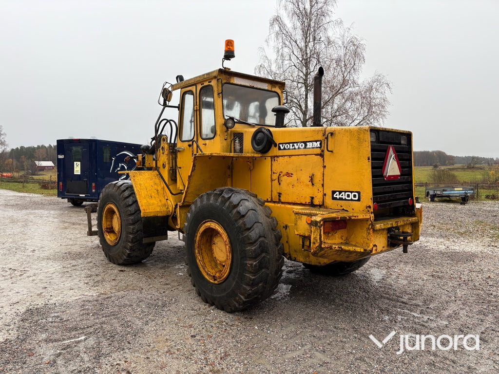 Hjullastare - Volvo BM 4400 - מעמיס גלגלים: תמונה 3 Hjullastare - Volvo BM 4400 - מעמיס גלגלים: תמונה 3