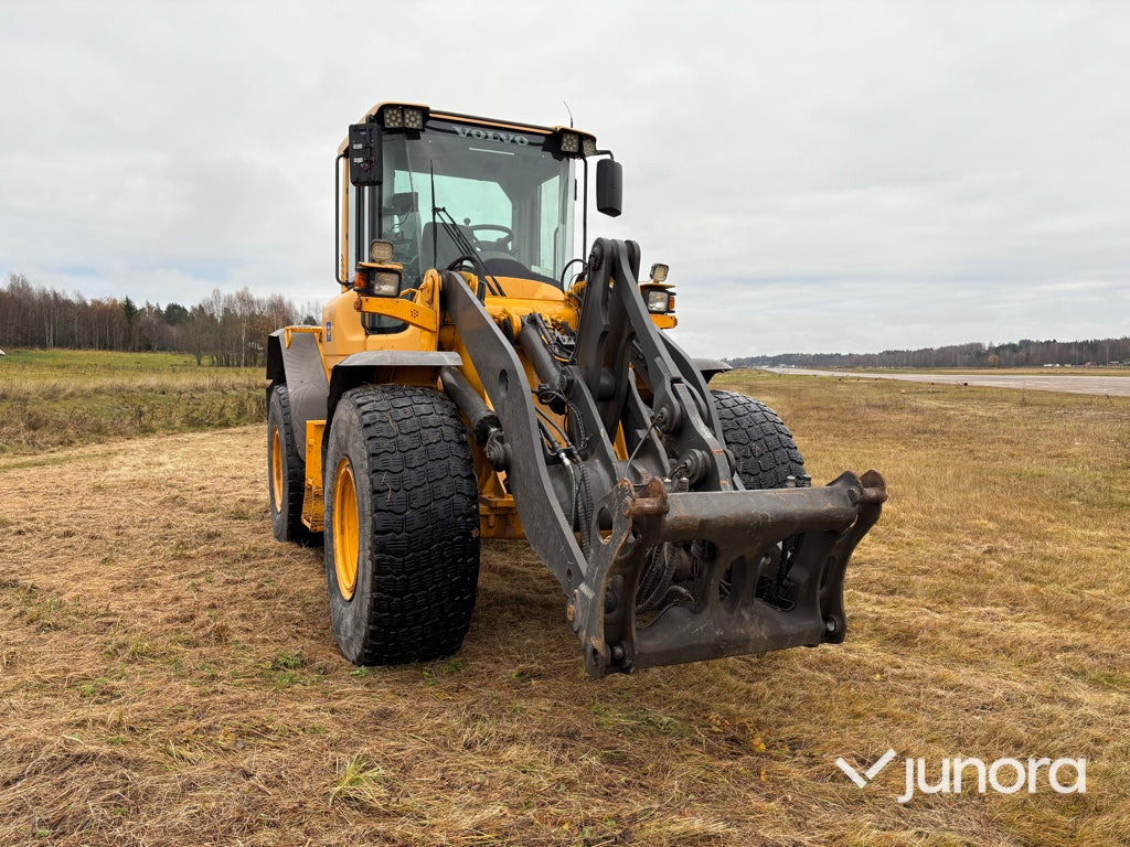 Hjullastare - Volvo, L60F - מעמיס גלגלים: תמונה 2 Hjullastare - Volvo, L60F - מעמיס גלגלים: תמונה 2