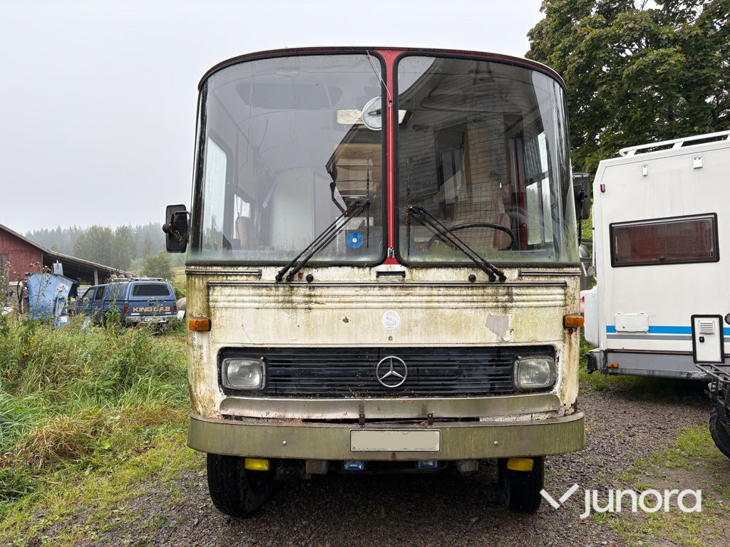 Husbuss - Mercedes 913 - קרוואן: תמונה 2 Husbuss - Mercedes 913 - קרוואן: תמונה 2
