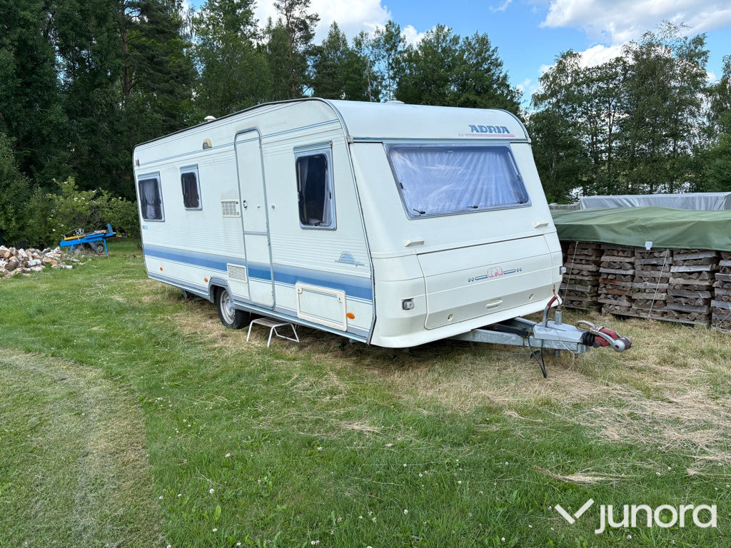Husvagn - Adria - קרוואן נגרר: תמונה 4 Husvagn - Adria - קרוואן נגרר: תמונה 4