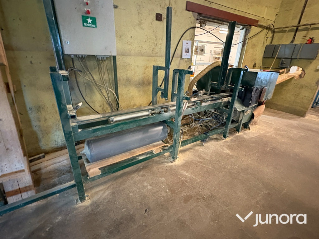 Kloss-kap - מכונת עיבוד עץ: תמונה 1 Kloss-kap - מכונת עיבוד עץ: תמונה 1