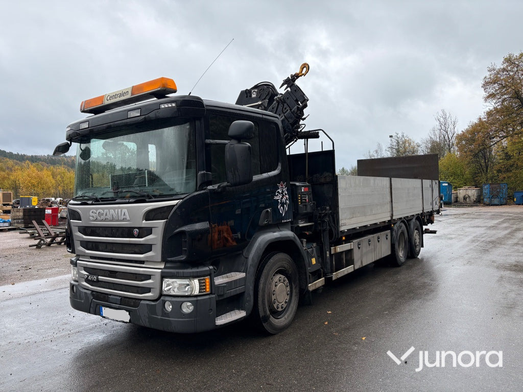 Kranbil - Scania P410, HiAB-kran - משאית צד נופל/ שטוחה, משאית מנוף: תמונה 1 Kranbil - Scania P410, HiAB-kran - משאית צד נופל/ שטוחה, משאית מנוף: תמונה 1