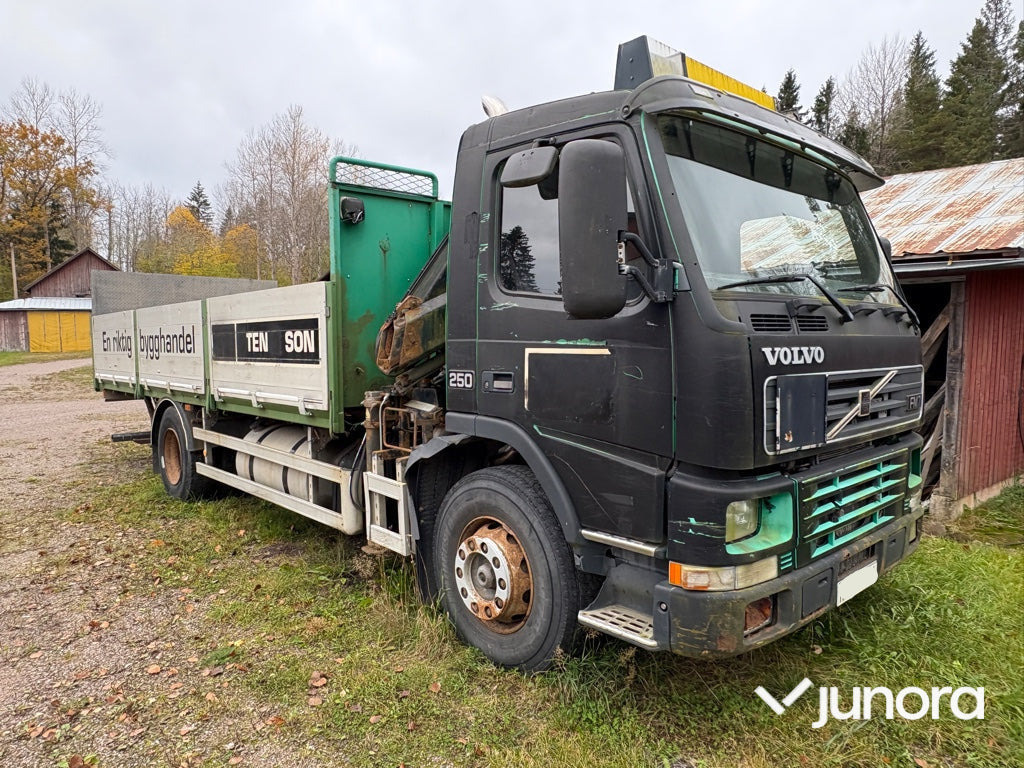 Kranbil - Volvo FM7 4*2 - משאית צד נופל/ שטוחה, משאית מנוף: תמונה 4 Kranbil - Volvo FM7 4*2 - משאית צד נופל/ שטוחה, משאית מנוף: תמונה 4