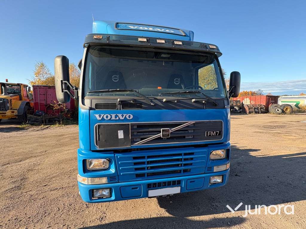 Lastbil - Volvo FM7 4*2 - מוביל מכולות/ משאית החלפת גוף: תמונה 5 Lastbil - Volvo FM7 4*2 - מוביל מכולות/ משאית החלפת גוף: תמונה 5