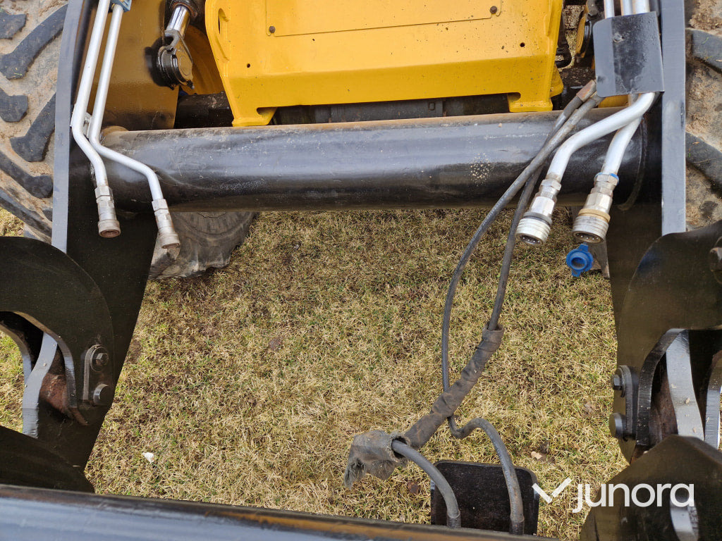 מעמיס גלגלים Lastmaskin JCB 412S: תמונה 28