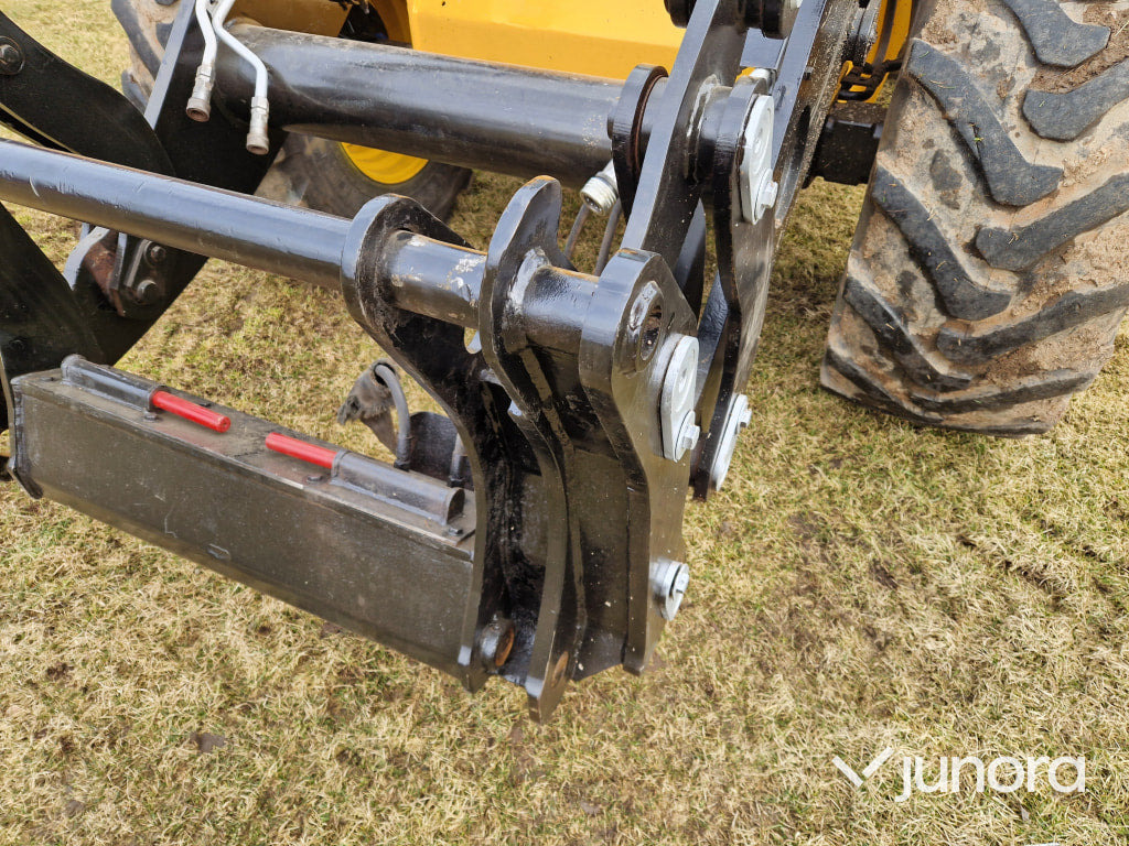 מעמיס גלגלים Lastmaskin JCB 412S: תמונה 24