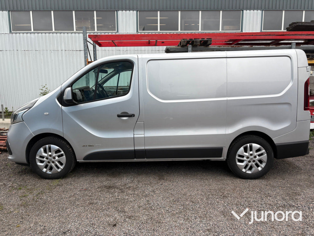 RENAULT TRAFIC Lätt Lastbil - כלי רכב מסחרי עם לוח: תמונה 1 RENAULT TRAFIC Lätt Lastbil - כלי רכב מסחרי עם לוח: תמונה 1