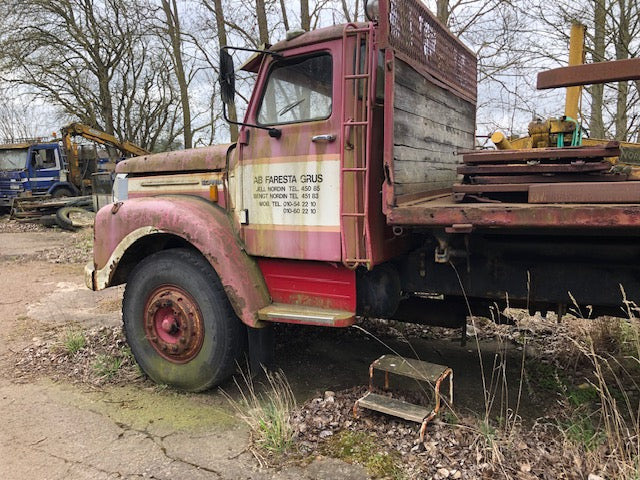 Scania 110 med tipp och kran - משאית מנוף: תמונה 2 Scania 110 med tipp och kran - משאית מנוף: תמונה 2