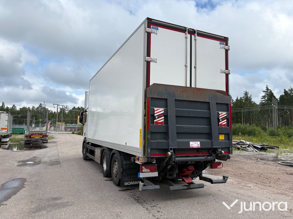 Scania R450 2019 Kyl- och Frysbil, Thermo King - משאית קירור: תמונה 5 Scania R450 2019 Kyl- och Frysbil, Thermo King - משאית קירור: תמונה 5