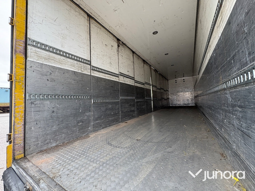 קרון נגרר בתיבה סגורה Skåpsläp - Kaupe 12.6 4UTPE: תמונה 9 קרון נגרר בתיבה סגורה Skåpsläp - Kaupe 12.6 4UTPE: תמונה 9