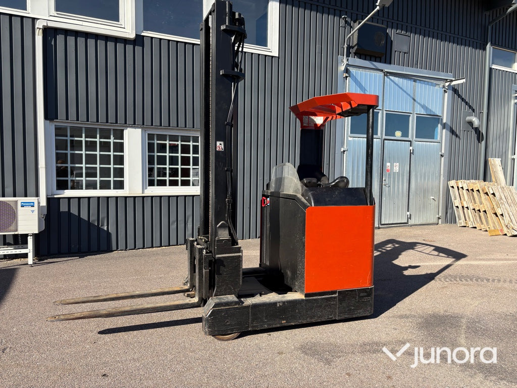 Skjutstativtruck - BT - משאית הגעה: תמונה 2 Skjutstativtruck - BT - משאית הגעה: תמונה 2