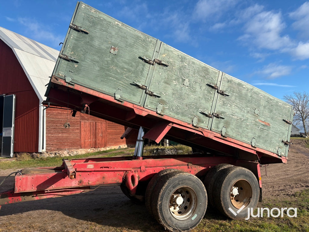 Spannmålsvagn - Tippvagn, 14,4 m³ - מסיר פסולת/ קרון נגרר חקלאי: תמונה 1 Spannmålsvagn - Tippvagn, 14,4 m³ - מסיר פסולת/ קרון נגרר חקלאי: תמונה 1